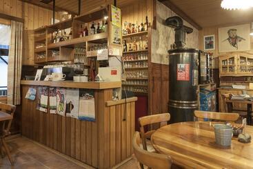 هتل Ristorante Pensione Chalet Stazione
