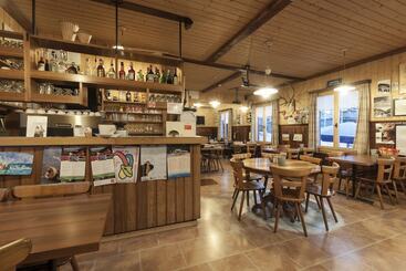 هتل Ristorante Pensione Chalet Stazione