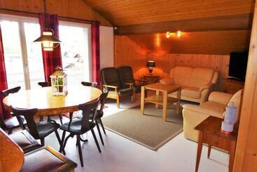 Hotelli Tell And Apartments