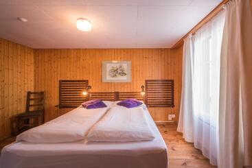 Hotelli Tell And Apartments