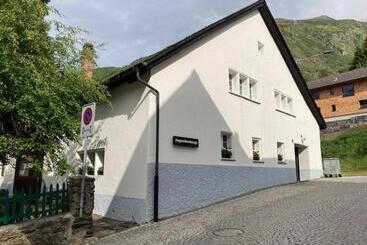 Jugendherberge Hospental