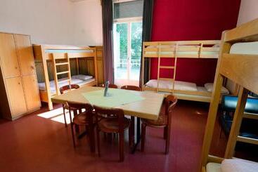Kreuzlingen Youth Hostel