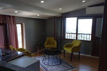 هتل Bungaport Luxury Bungalows&suits