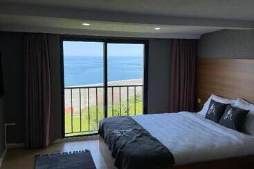 هتل Bungaport Luxury Bungalows&suits