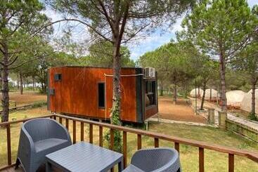 هتل Golifehouses