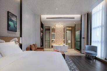 هتل Zhengzhou The Grand House