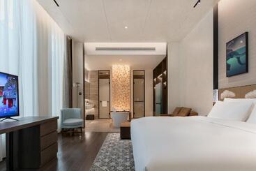 هتل Zhengzhou The Grand House