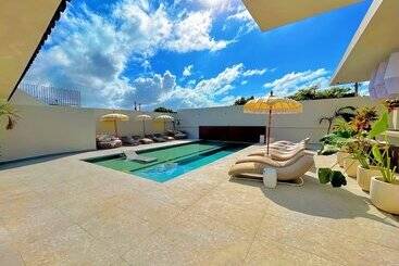 Bali Posh Hotel Pr