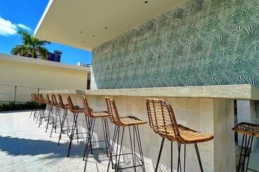 Bali Posh Hotel Pr