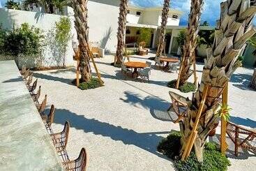 Bali Posh Hotel Pr
