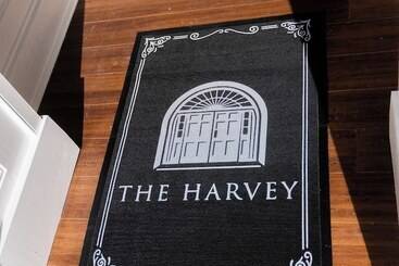 هتل The Harvey