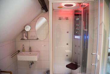 B & B Leudal