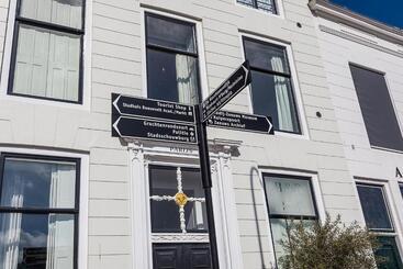 B&b Parijs Aan De Kaai