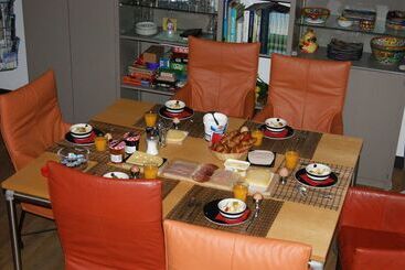 تختخواب و صبحانه Bed&breakfast Maasland