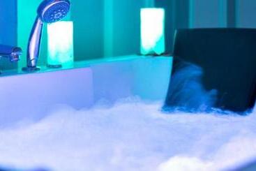 تختخواب و صبحانه Chao Nl 24 Hours Open
