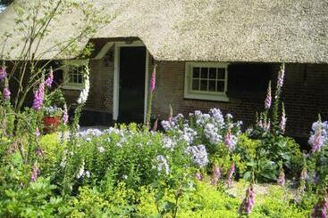 تختخواب و صبحانه Landgoedhoeve Vosbergen