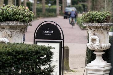 هتل Van Renenpark
