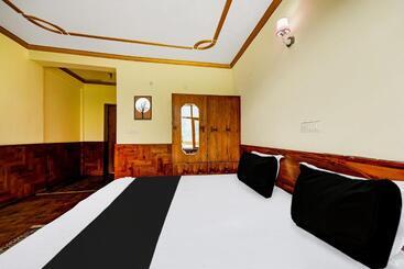 Oyo Flagship Hotel Snowden