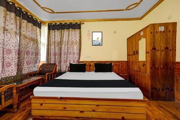 Oyo Flagship Hotel Snowden