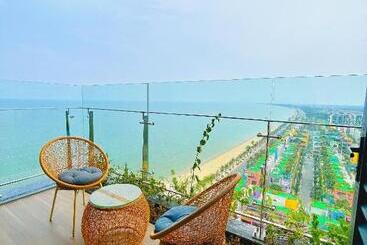 Flamingo Ibiza Hải Tiến