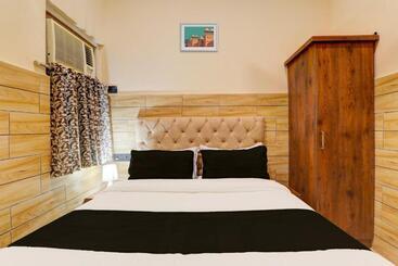 Super Hotel O Kalpna Inn
