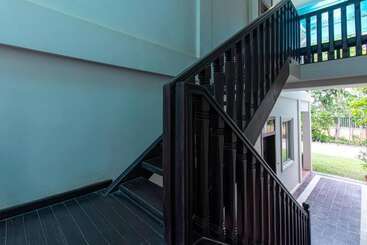 تختخواب و صبحانه Elegant Escape Residence
