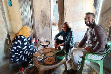 تختخواب و صبحانه Guest House Nomad Life