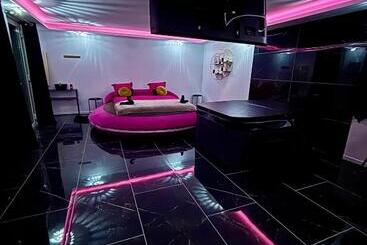 پانسیون Chambres Des Délices