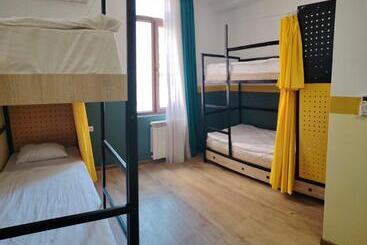 Allaturqa Hotel Hostel