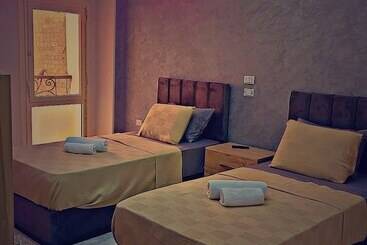 هتل Gem View Hostel