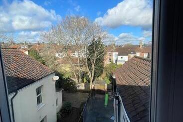 پانسیون Golden Triangle Townhouse