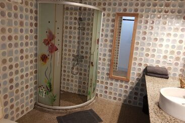 تختخواب و صبحانه Villas Rocher   Deluxe Suite 2a
