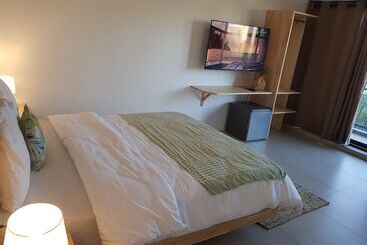 تختخواب و صبحانه Villas Rocher   Deluxe Suite 2a