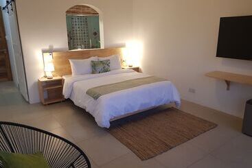 تختخواب و صبحانه Villas Rocher   Deluxe Suite 2a