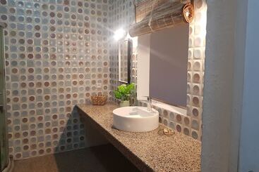 تختخواب و صبحانه Villas Rocher   Deluxe Suite 2a