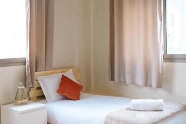 تختخواب و صبحانه Flo Surf Morocco