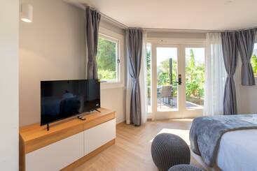 هتل Bed & Bike Westpunt