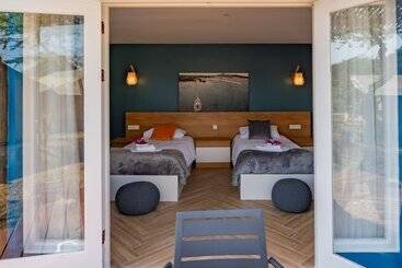 هتل Bed & Bike Westpunt