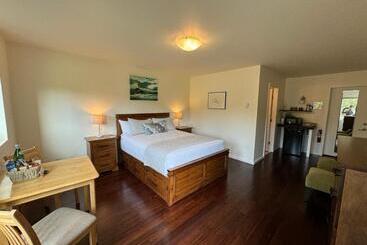 تختخواب و صبحانه Liahona Guest House