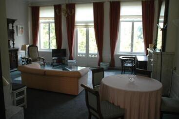 تختخواب و صبحانه Vondelparkmuseum Inn