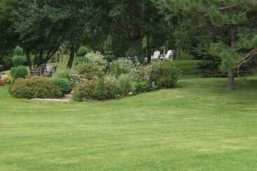 Briarwood Bed & Breakfast
