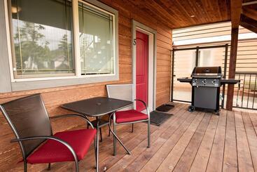 هتل Cabins West