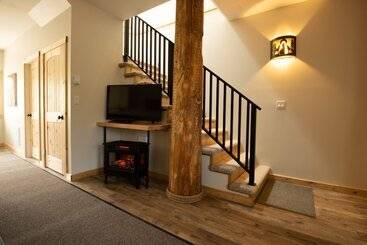 هتل Cabins West