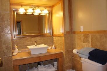 هتل Fairmont Mountain Bungalows