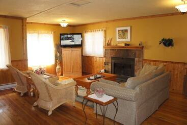 هتل Fairmont Mountain Bungalows