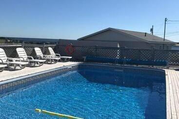 استراحتگاه Blue Crest Cottages