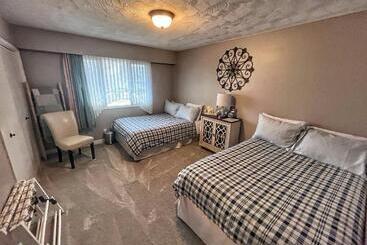 Sunny Shuswap B&b