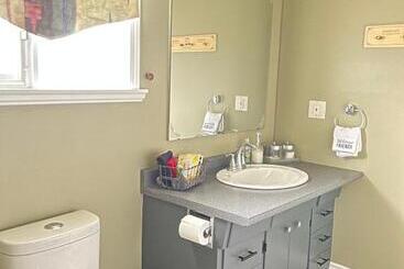 Sunny Shuswap B&b