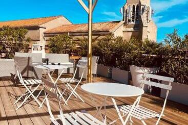 تختخواب و صبحانه Les 3 Anges De Sigean