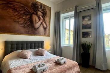 تختخواب و صبحانه Les 3 Anges De Sigean